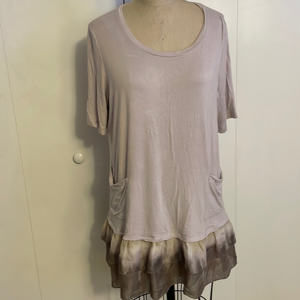 LOGO by Lori Goldstein short sleeve scoop neck tunic w/ ruffle trim in l…